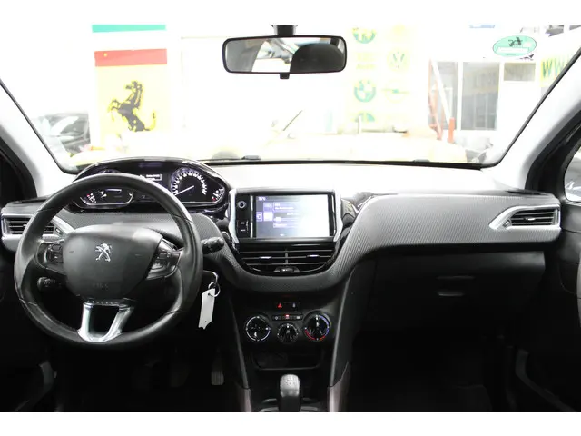 Peugeot 2008 1.2 PureTech Active 2016 Benzine 8