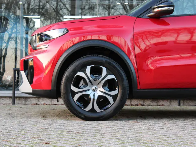 Citroën C3 Aircross 1.2 Turbo 100pk Plus 2025 Benzine 10