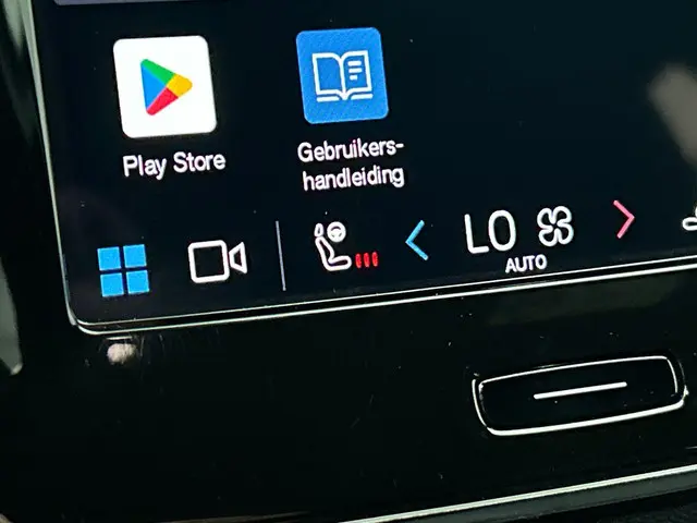 Volvo XC40 Recharge Plus 70 kWh 2022 Elektrisch 17