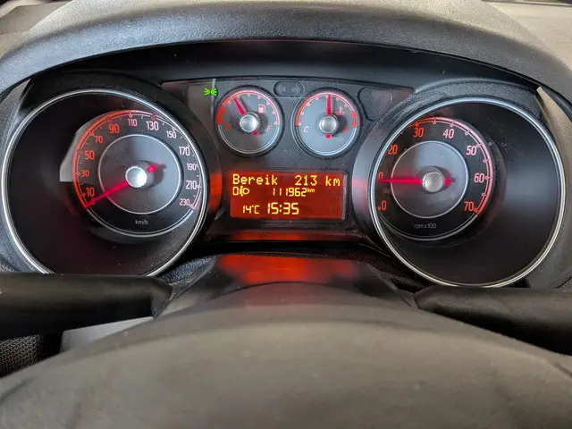 Fiat Punto Evo 0.9 TwinAir Edizione Cool 2013 Benzine 11