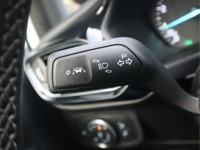 Ford Fiesta 1.0 EcoBoost Hybrid 2022 Hybride Benzine 16