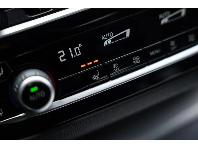 BMW 5 Serie 520i M Sport 2022 Benzine 14