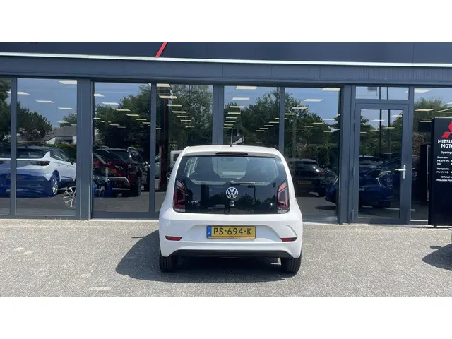 Volkswagen up! 1.0 BMT take up! 2017 Benzine 15