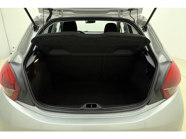 Peugeot 208 1.2 PureTech Urban Soul 2015 Benzine 7