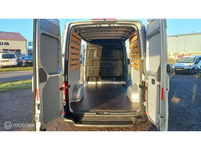 Volkswagen Crafter Bestel 30 2.0 TDI L3H2 2021 Diesel 7