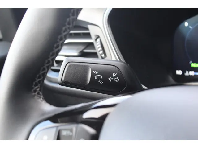 Ford Kuga 2.5 PHEV Active X 2024 Hybride Benzine 25