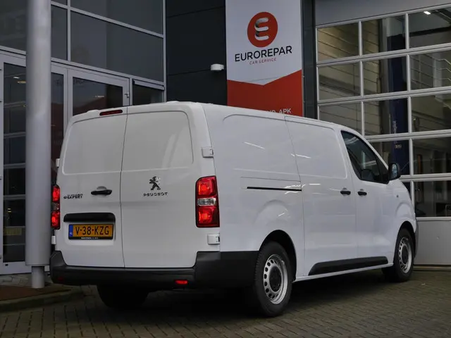 Peugeot e-Expert EV L3 75 kWh 2024 Elektrisch 7