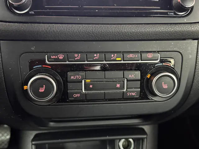 Volkswagen Golf Plus 1.4 TSI Comfortline 2013 Benzine 31