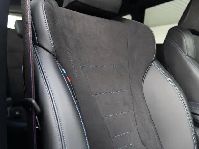 BMW X1 xDrive25e 2025 Hybride Benzine 12