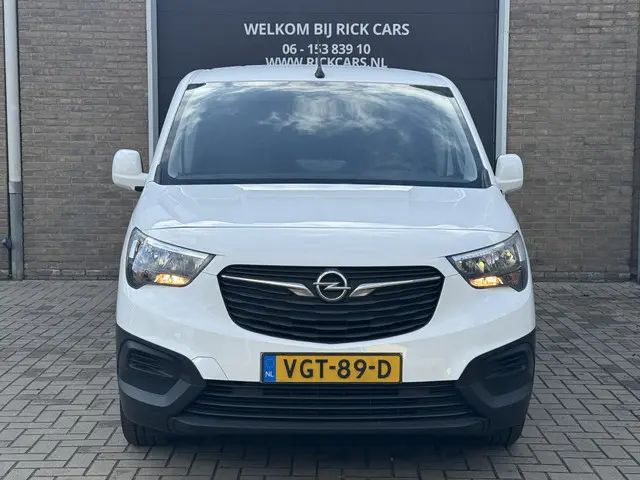 Opel Combo 1.5D 102PK EURO 6 L1H1 Edition 2020 Diesel 16