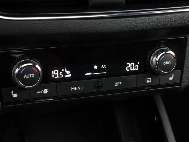 Škoda Kamiq 1.0 TSI 110pk DSG Monte Carlo 2021 Benzine 41