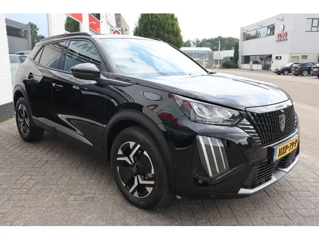 Peugeot 2008 1.2 HYBRID 136 GT 2024 Hybride Benzine 16