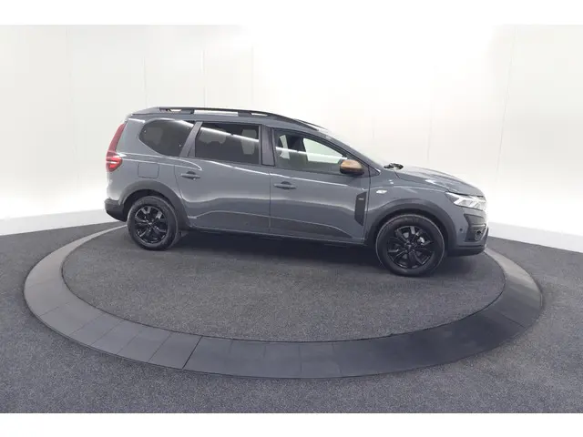 Dacia Jogger TCe 110 Extreme 2025 Benzine 7