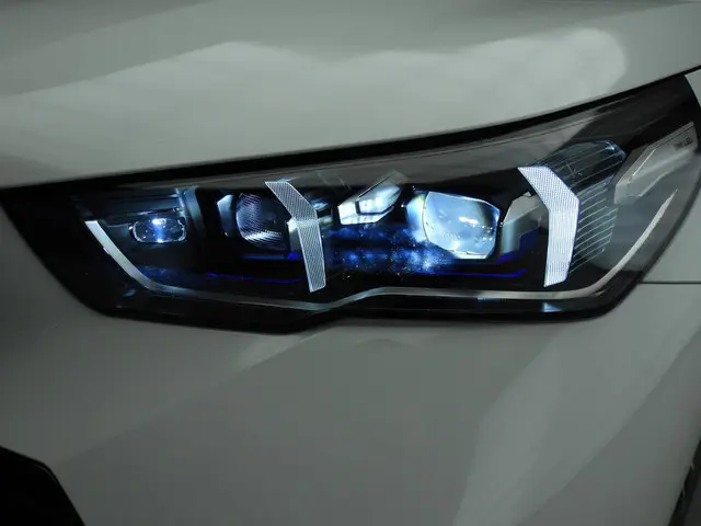 BMW 5 Serie Touring 530e 2024 Hybride Benzine 46