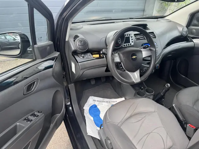 Chevrolet Spark 1.0 16V LT+ Bi-Fuel 2012 Benzine 13