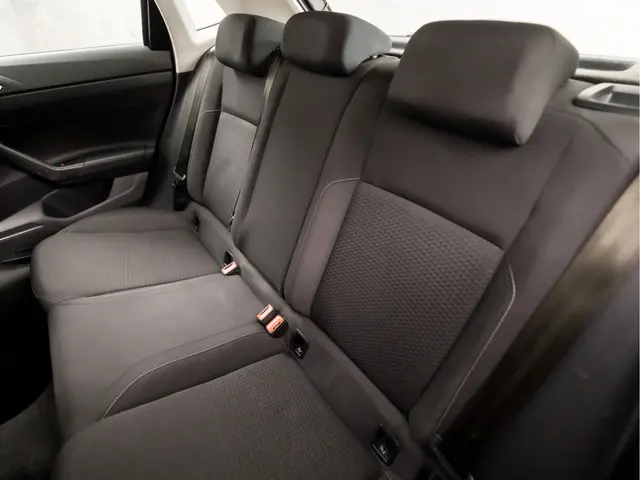 Volkswagen Polo 1.0 TSI Sportline 2019 Benzine 14