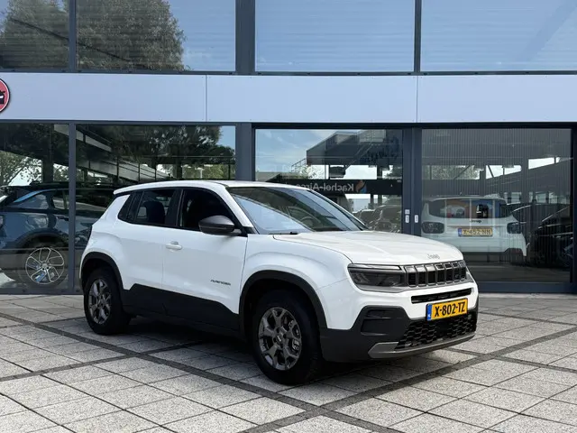 Jeep Avenger Longitude 54 kWh Aut. 2024 Elektrisch 2