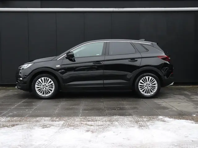Opel Grandland X 2