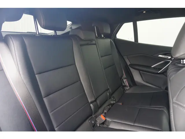 BMW iX2 eDrive20 2025 Elektrisch 9