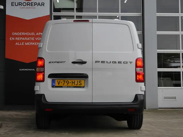 Peugeot Expert 1.5 BlueHDi 120 S&S L2 2024 Diesel 4