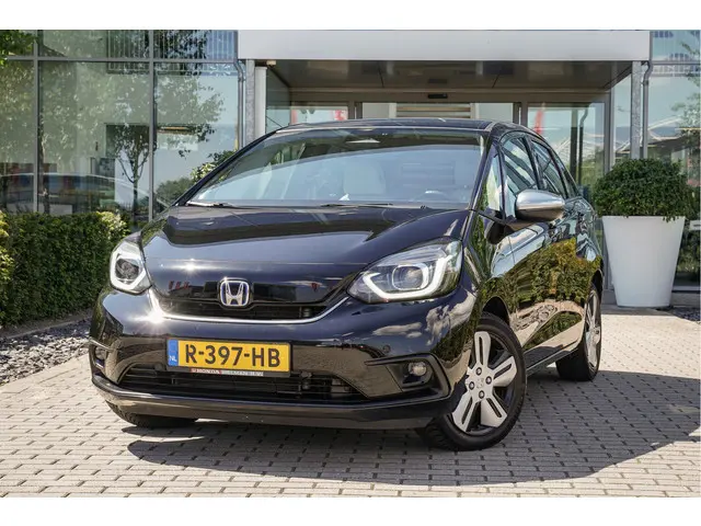 Honda Jazz 1.5i e:HEV EXECUTIVE 2022 Hybride Benzine 2