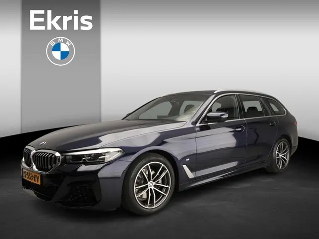 BMW 5 Serie Touring 520i 2023 Benzine