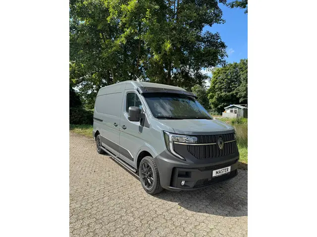 Renault Master T35 2.0 dCi 170 L2H2 Extra DC 2024 Diesel 12