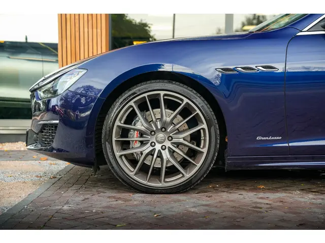 Maserati Ghibli 3.0 V6 GranLusso 2018 Benzine 12