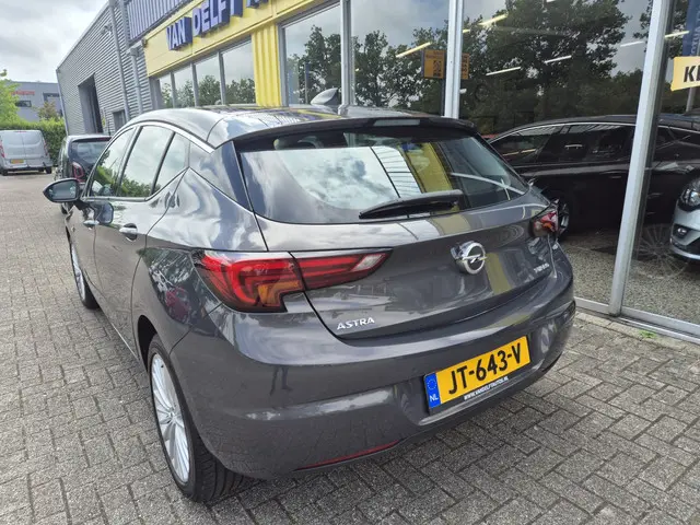 Opel Astra 1.4 Innovation 2016 Benzine 15