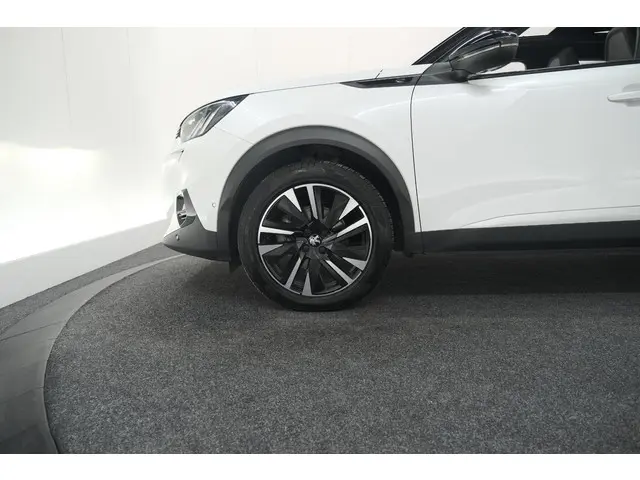 Peugeot e-2008 EV GT Pack 50 kWh 2021 Elektrisch 18