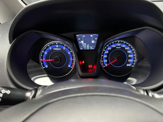 Hyundai ix20 1.4i Go! / Navigatie / Camera 2016 Benzine 20