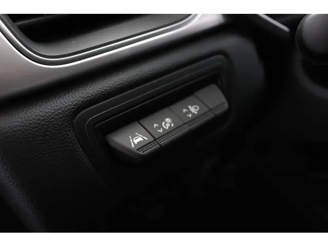 Renault Captur 1.0 TCe 90 Intens 2022 Benzine 39