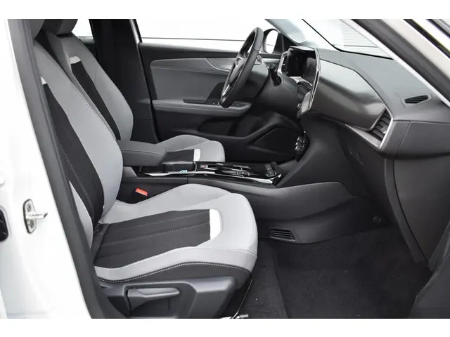 Opel Mokka-e Electric Elegance 50 kWh 2025 Elektrisch 13