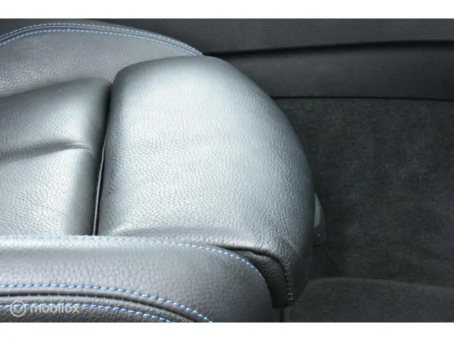 BMW 3 Serie Touring 320i Corporate Lease 2018 Benzine 23