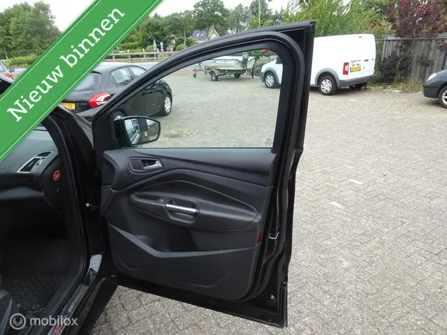 Ford Kuga 1.5 EcoBoost ST Line 2017 Benzine 14