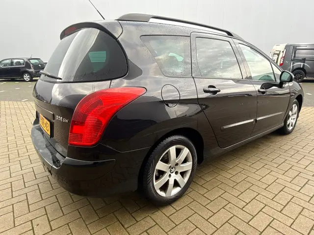 Peugeot 308 3