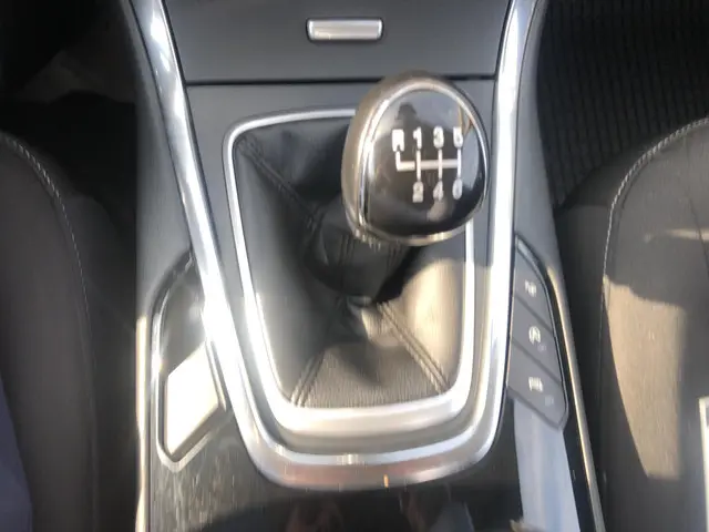 Ford Galaxy 1.5 Ecoboost Titanium 2017 Benzine 24