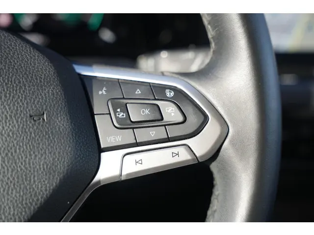 Volkswagen Golf 1.5 TSI Style 2022 Benzine 32