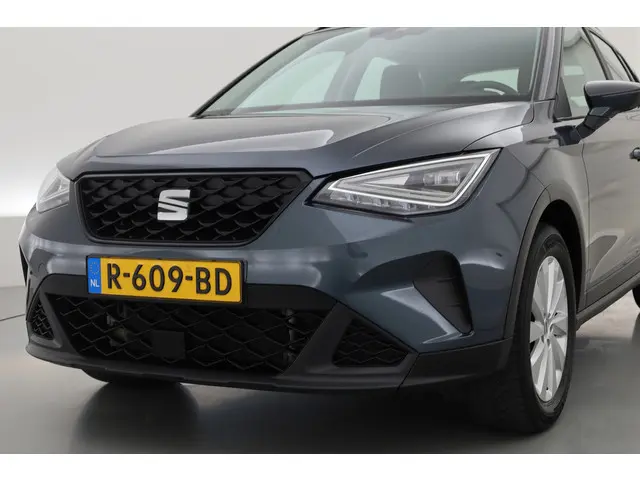 SEAT Arona 1.0 TSI 2022 Benzine 23
