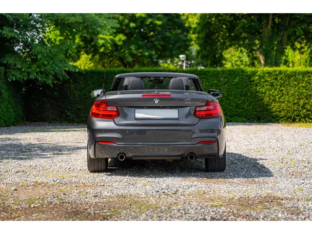 BMW 2 Serie Cabrio M235i 2015 Benzine 27