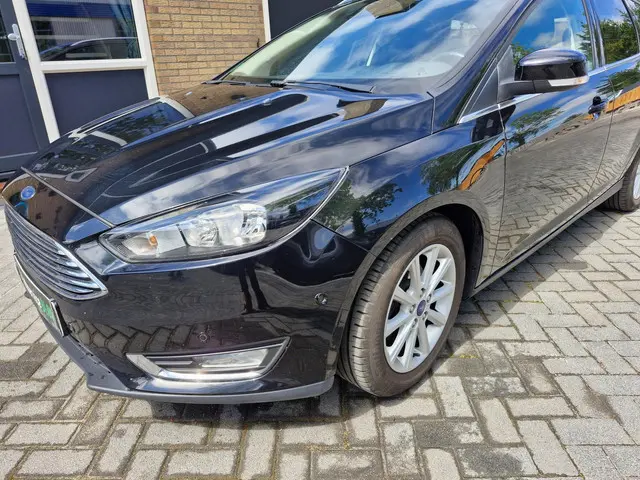 Ford Focus Wagon 1.0 Titanium Edition 2015 Benzine 4