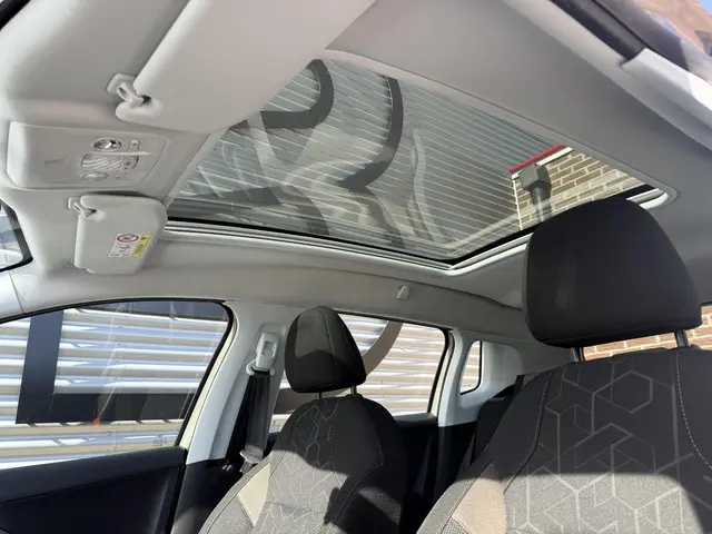 Peugeot 2008 1.2 PureTech Active 2016 Benzine 10