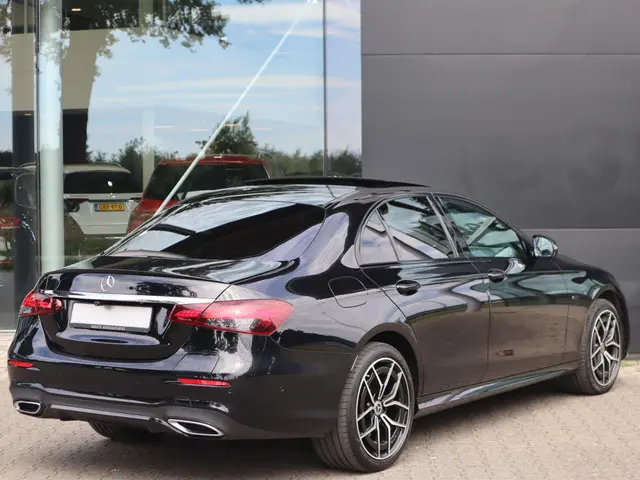 Mercedes-Benz E-Klasse 2