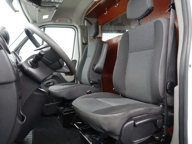 Opel Movano 2.3 CDTI L2H3 Aut- 2015 Diesel 19