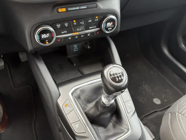 Ford Kuga 1.5 EcoBoost Titanium 2020 Benzine 13