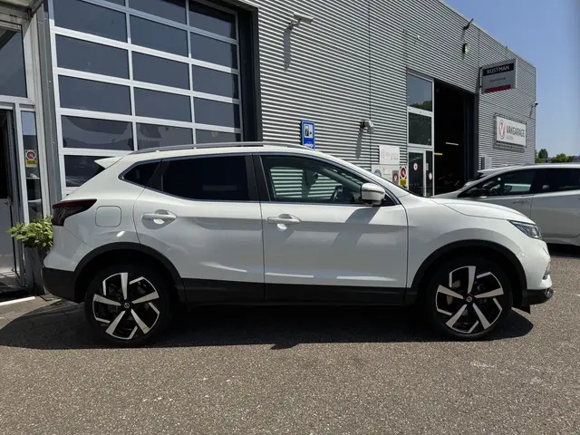 Nissan QASHQAI 1.3 DIG-T Premium Edition 2021 Benzine 13