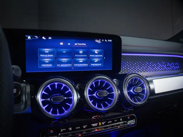 Mercedes-Benz EQB 250+ AMG Line 2024 Elektrisch 38