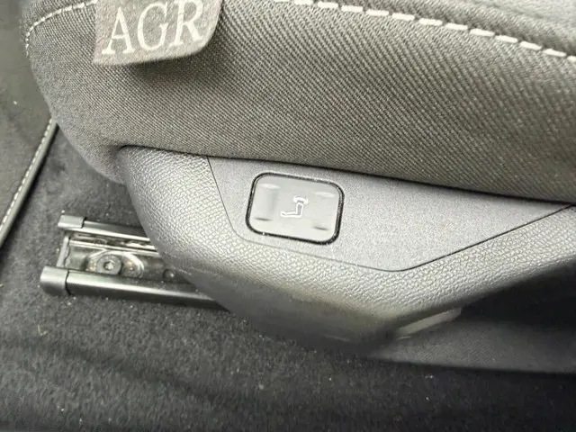 Opel Astra 1.2 GS Line Automaat Pano 360 2023 Benzine 13