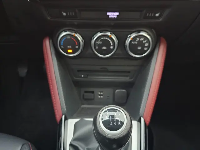 Mazda CX-3 2.0 SkyActiv-G 120 GT-M 2016 Benzine 12