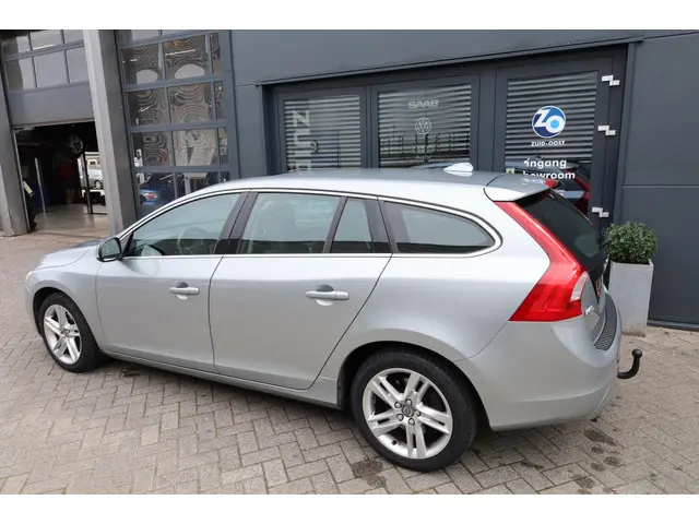 Volvo V60 2.0 T3 Nordic+ 2016 Benzine 6